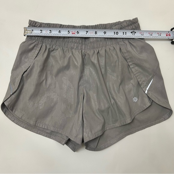 Athleta Gray Elastic Waist Running Shorts XS Lightweight Activewear Gym - Picture 8 of 10
